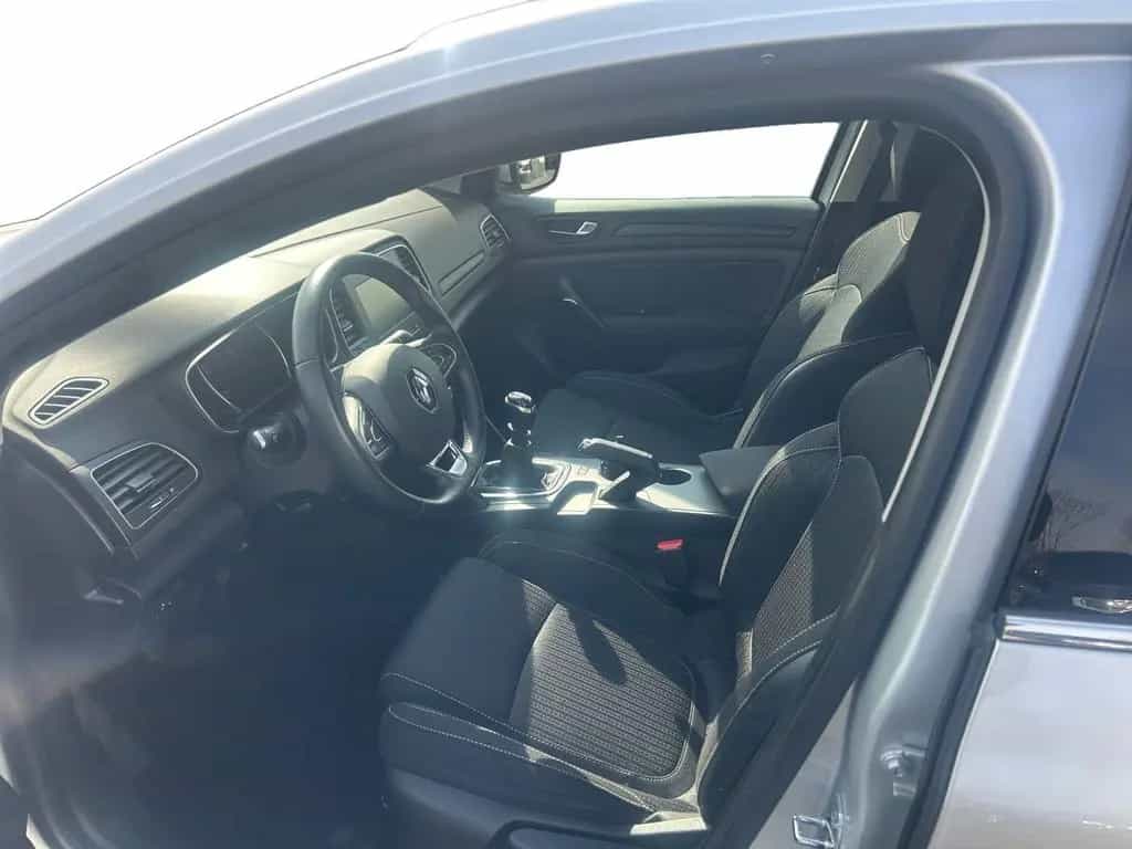 Renault Megane IV 1.2 TCe 100 Energy Life BOSE*DAB*TEMPO 03/2019-photo-7