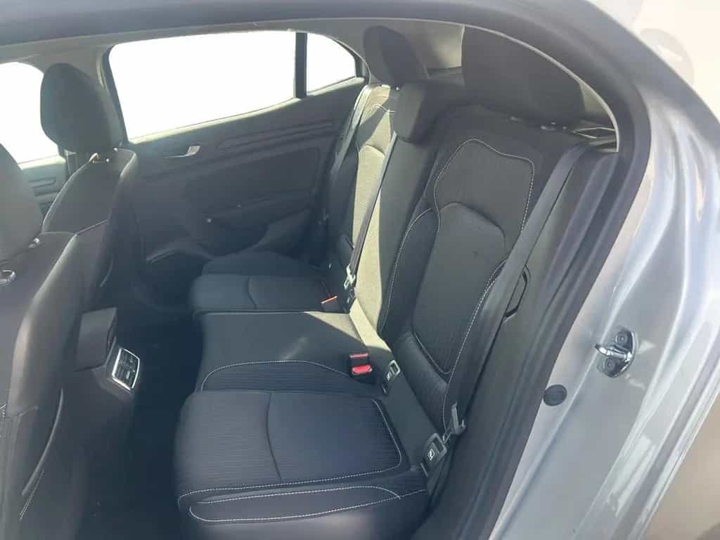 Renault Megane IV 1.2 TCe 100 Energy Life BOSE*DAB*TEMPO 03/2019-photo-8