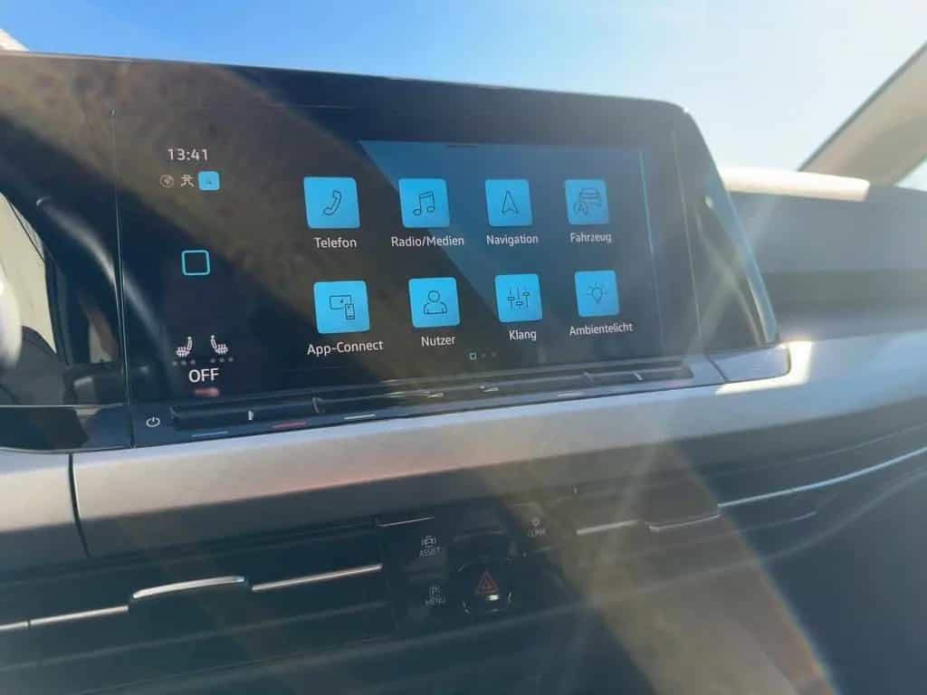 Volkswagen Golf Life APP+DAB+AHK+VIRT+LED+NAVI+PDC 07/2020-photo-10