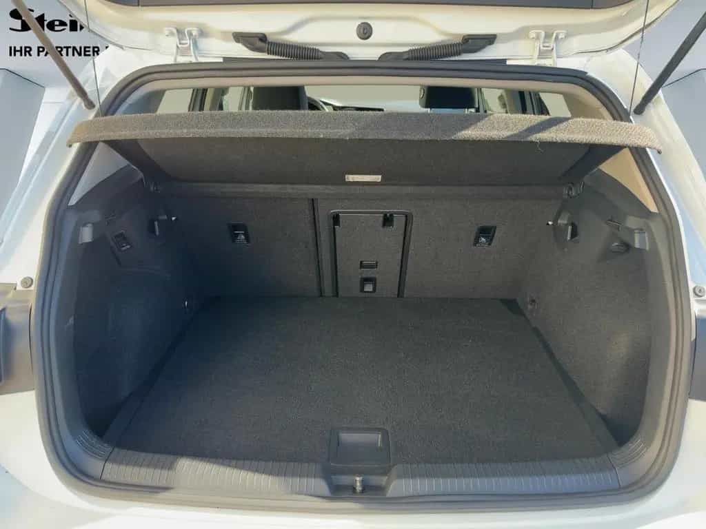 Volkswagen Golf Life APP+DAB+AHK+VIRT+LED+NAVI+PDC 07/2020-photo-4