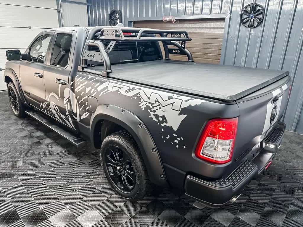Dodge RAM BIG HORN 6.4 Box 4x4 5.7L Matt Black 12/2020-photo-12