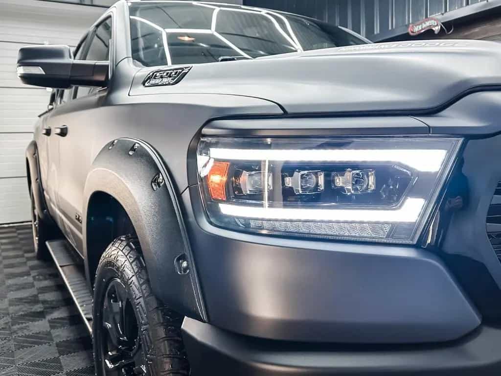 Dodge RAM BIG HORN 6.4 Box 4x4 5.7L Matt Black 12/2020-photo-15