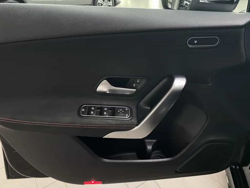 Mercedes-Benz A 250 AMG LINE+PANORAMA+LED+NAVI+PTC+19"AMG 10/2019-photo-9