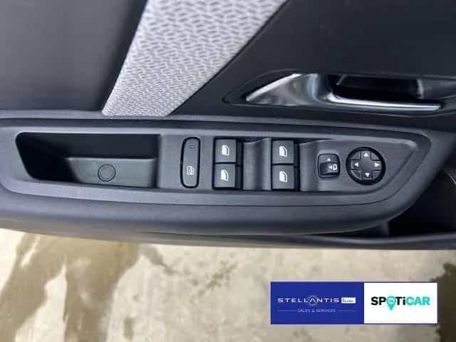 Citroën C4 1.2 PureTech 130 EU6d, Max Nav*SHZ*AHK 01/2024-photo-12