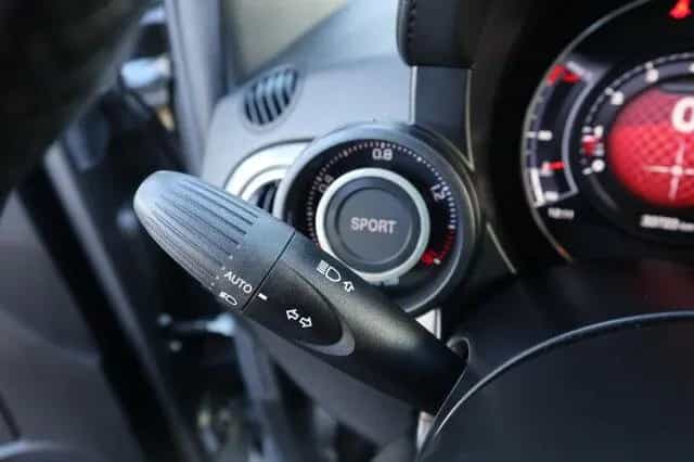 Abarth 500 1.4 T-Jet 16V 595 Klima/eSitz./PDC/DAB/LM 07/2021-photo-9