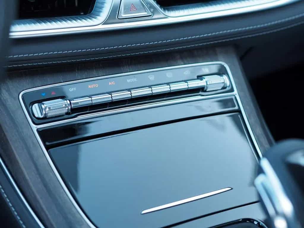 DFSK Fengon 600 Panodach Kamera LED CarPlay null-photo-16