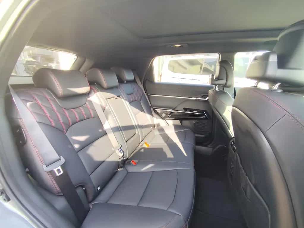 KGM Actyon Lux, 20", Panoramadach, Touch, 360°Kamera null-photo-10