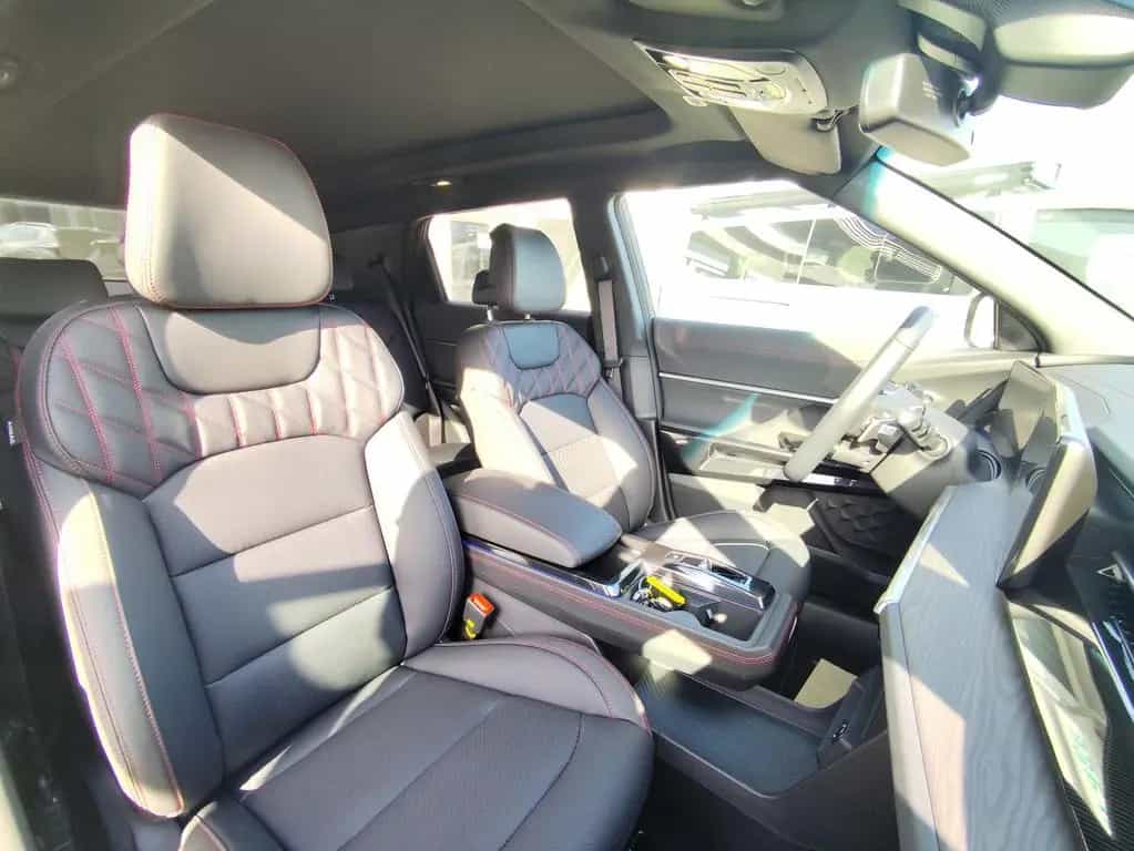 KGM Actyon Lux, 20", Panoramadach, Touch, 360°Kamera null-photo-9