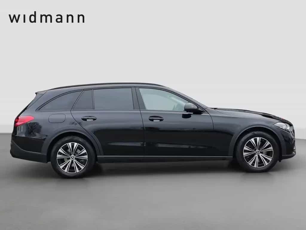 Mercedes-Benz C-Class 220 d 4M T All-Terrain *Avantgarde*Pano*Kamera 09/2023-photo-5
