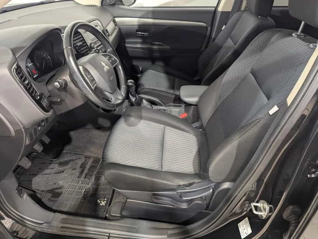 Mitsubishi Outlander 2WD**KLIMA+BLUETOOTH+MÜDIGKEIT** 12/2013-photo-8