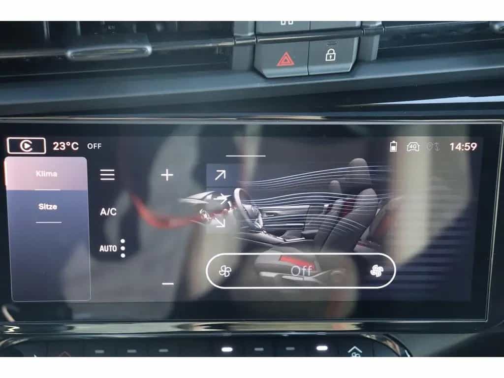 Alfa Romeo Junior IBRIDA Q4 1.2 VGT 145PS DCT6 SPORT SABELT 02/2026-photo-25