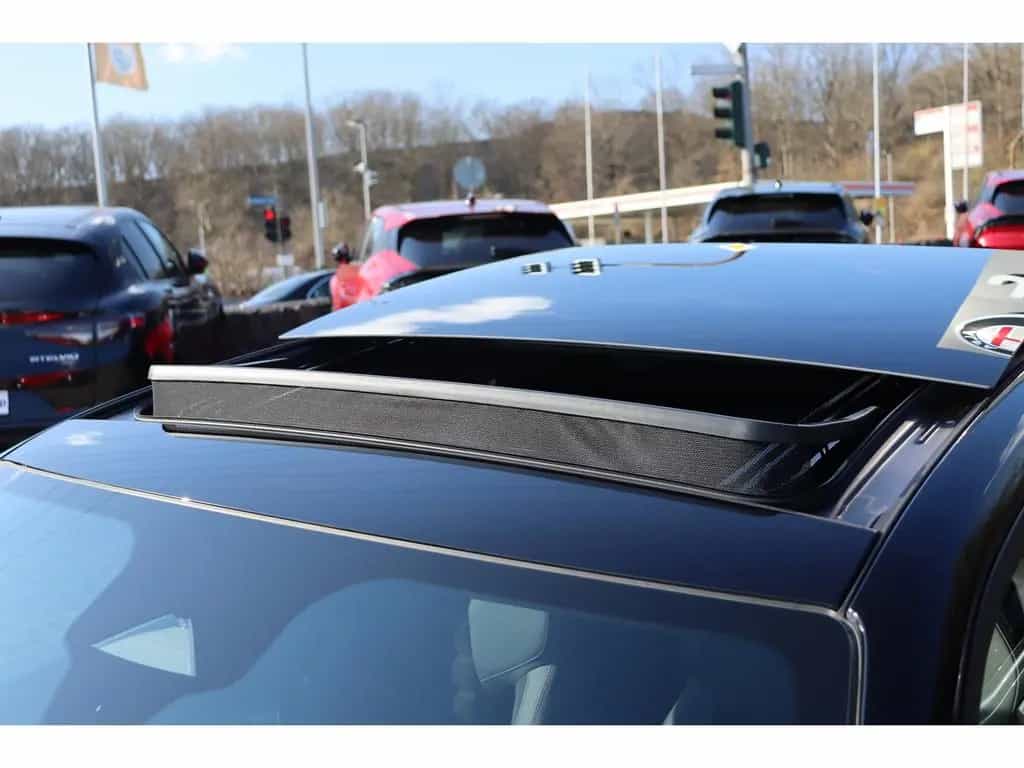 Alfa Romeo Junior IBRIDA Q4 1.2 VGT 145PS DCT6 SPORT SABELT 02/2026-photo-8