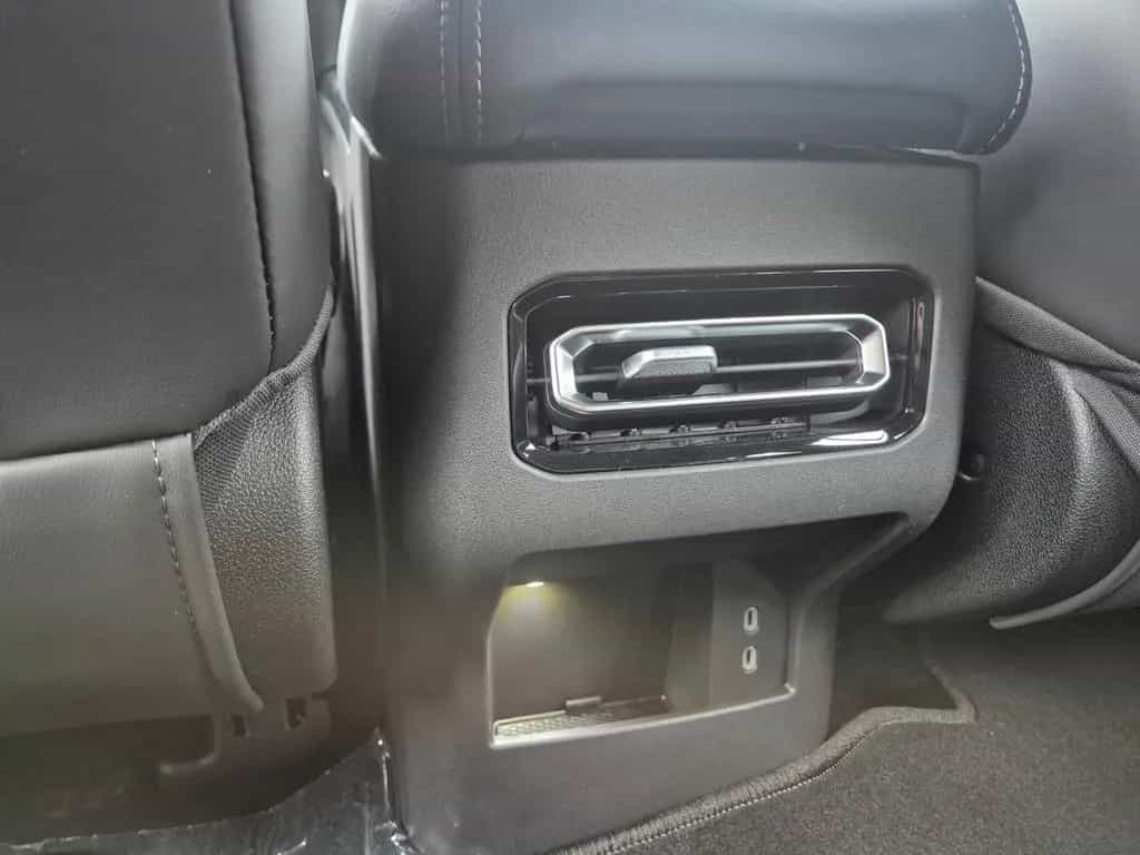 BAW 212 2,0 crdi, 4 wd. LED.,Car Play null-photo-11