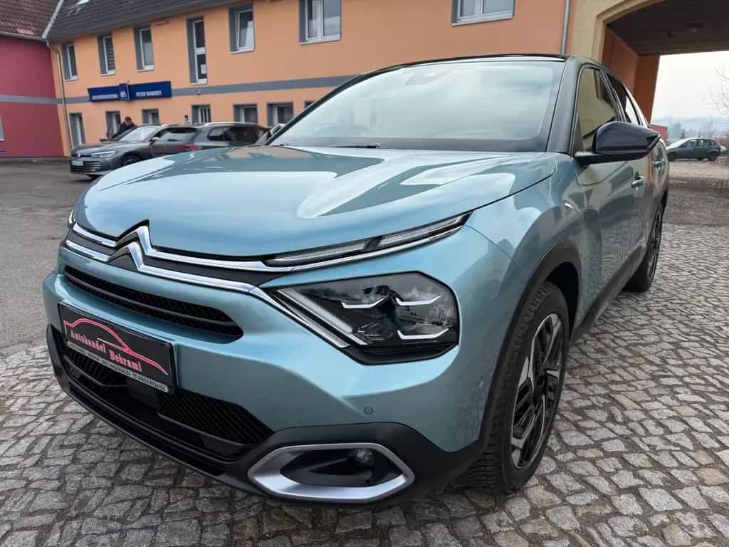 Citroën C4 1.2 PureTech Shine Automatik EAT8 LED 1.Hand 09/2023-photo-0