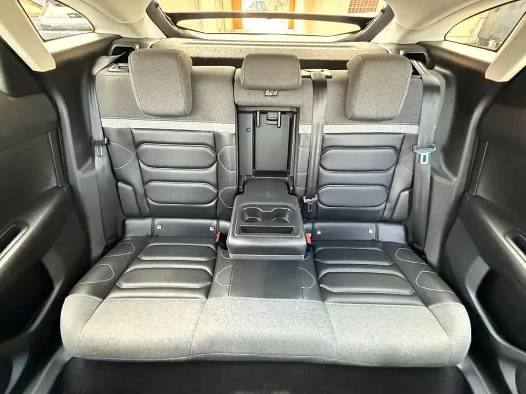 Citroën C4 1.2 PureTech Shine Automatik EAT8 LED 1.Hand 09/2023-photo-14