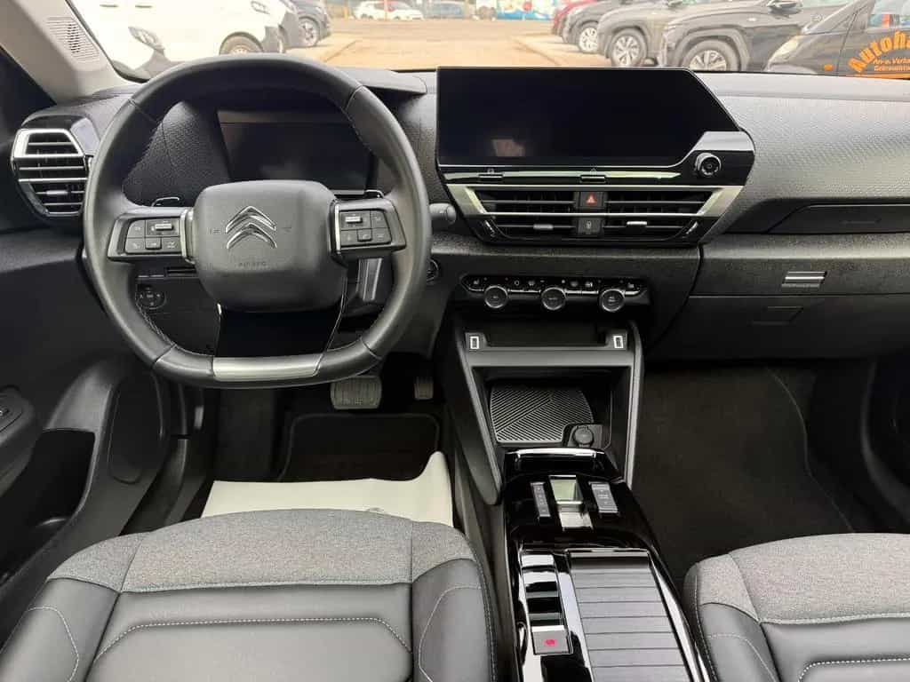 Citroën C4 1.2 PureTech Shine Automatik EAT8 LED 1.Hand 09/2023-photo-17