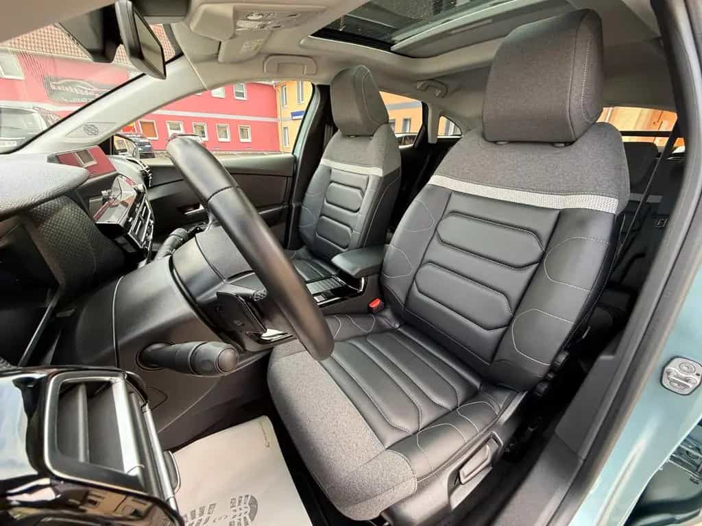 Citroën C4 1.2 PureTech Shine Automatik EAT8 LED 1.Hand 09/2023-photo-21