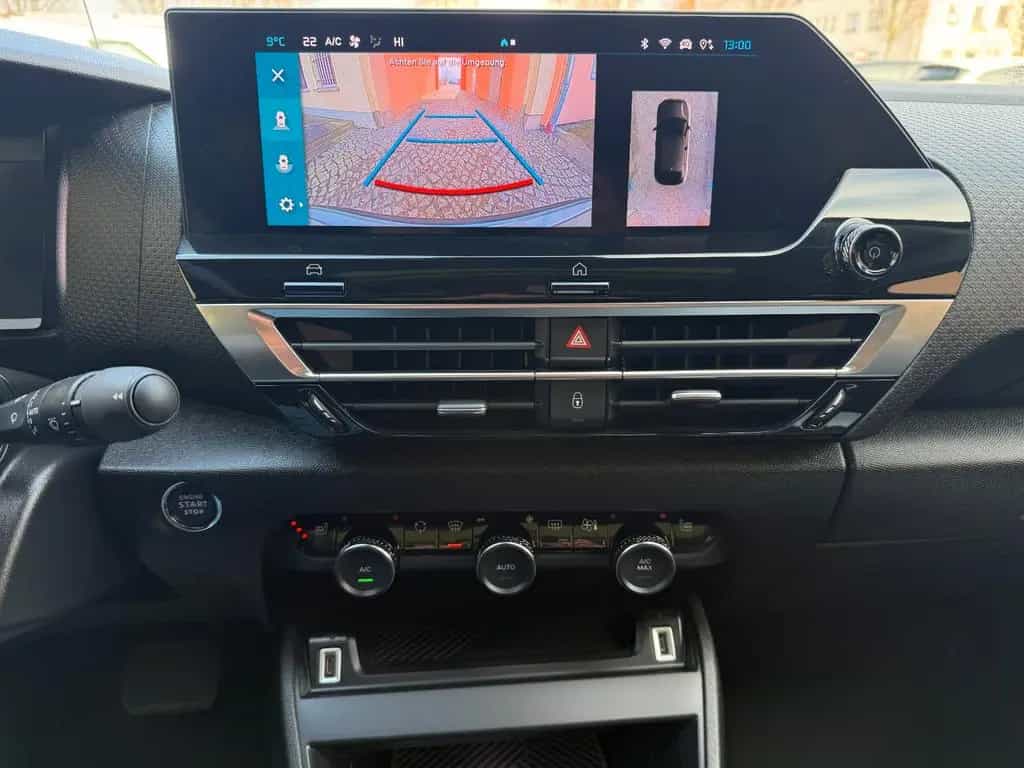 Citroën C4 1.2 PureTech Shine Automatik EAT8 LED 1.Hand 09/2023-photo-34