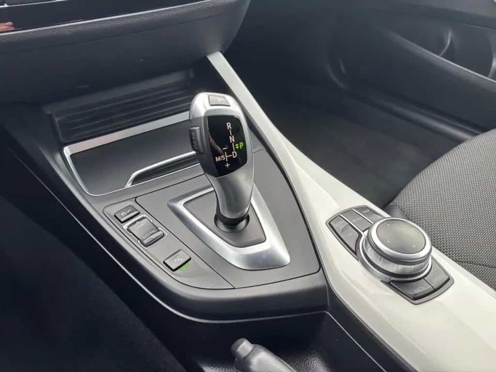 BMW 1 Series 01/2019-photo-23