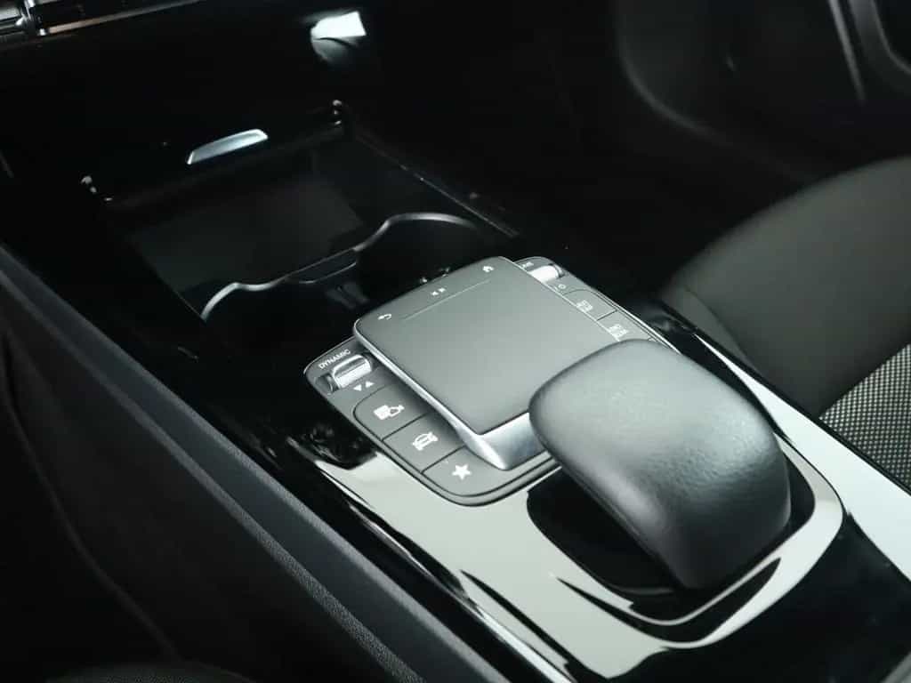 Mercedes-Benz A 180 d Automatik*Klimaautomatik*Rückfahrkamera* 09/2022-photo-14
