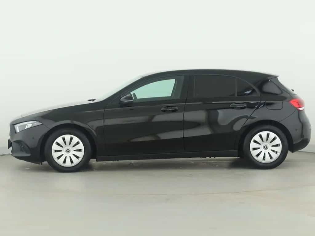 Mercedes-Benz A 180 d Automatik*Klimaautomatik*Rückfahrkamera* 09/2022-photo-6