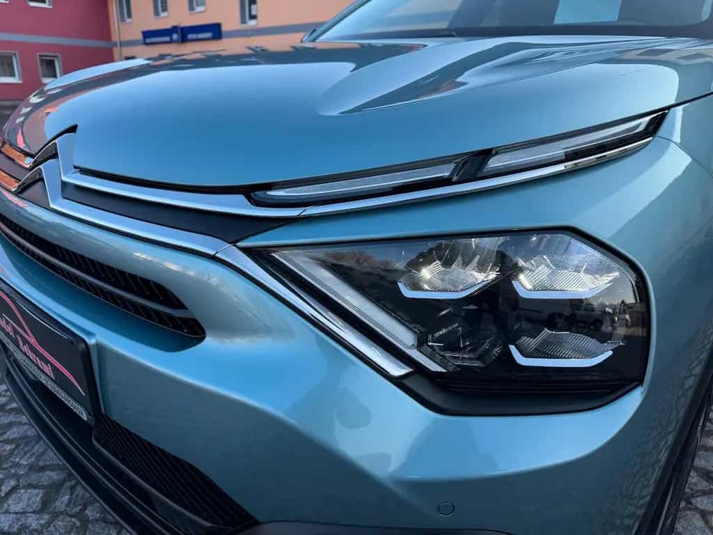 Citroën C4 1.2 PureTech Max Automatik EAT8 LED 1.Hand 12/2023-photo-10