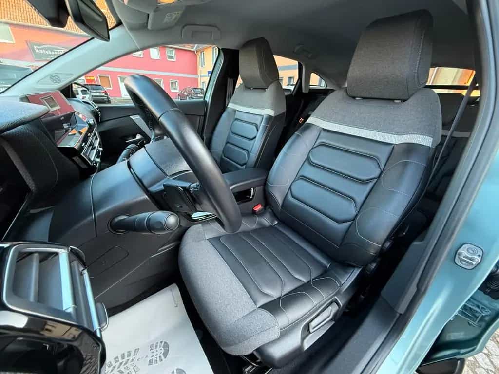 Citroën C4 1.2 PureTech Max Automatik EAT8 LED 1.Hand 12/2023-photo-22