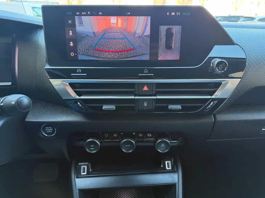 Citroën C4 1.2 PureTech Max Automatik EAT8 LED 1.Hand 12/2023-photo-34