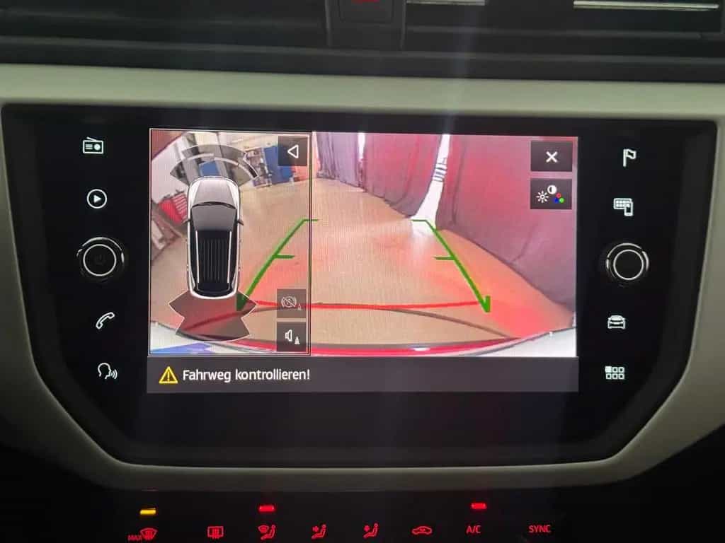 Seat Arona 1.0 TSI Xcellence LED Navi 06/2018-photo-19