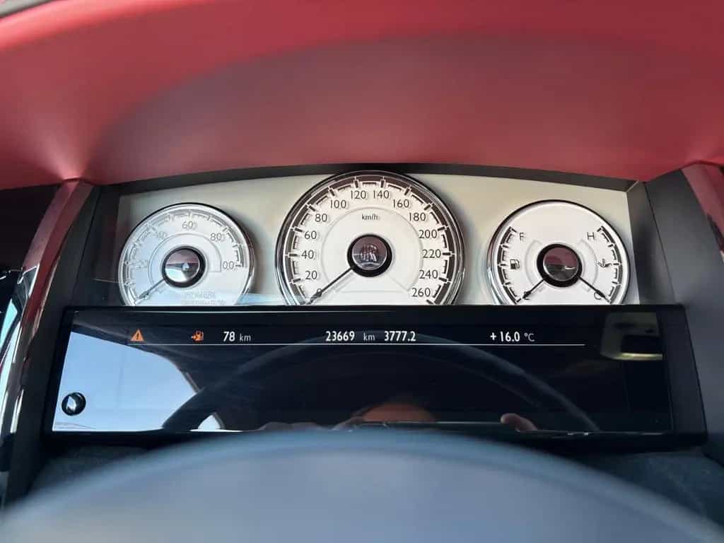 Rolls-Royce Dawn 05/2020-photo-15