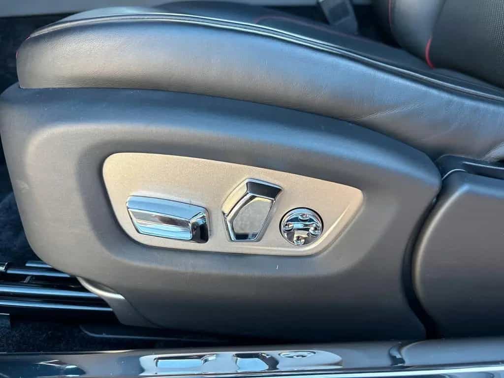 Rolls-Royce Dawn 05/2020-photo-21