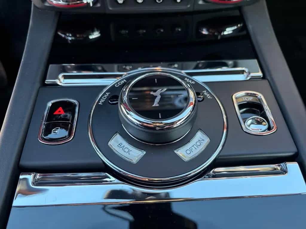 Rolls-Royce Dawn 05/2020-photo-23
