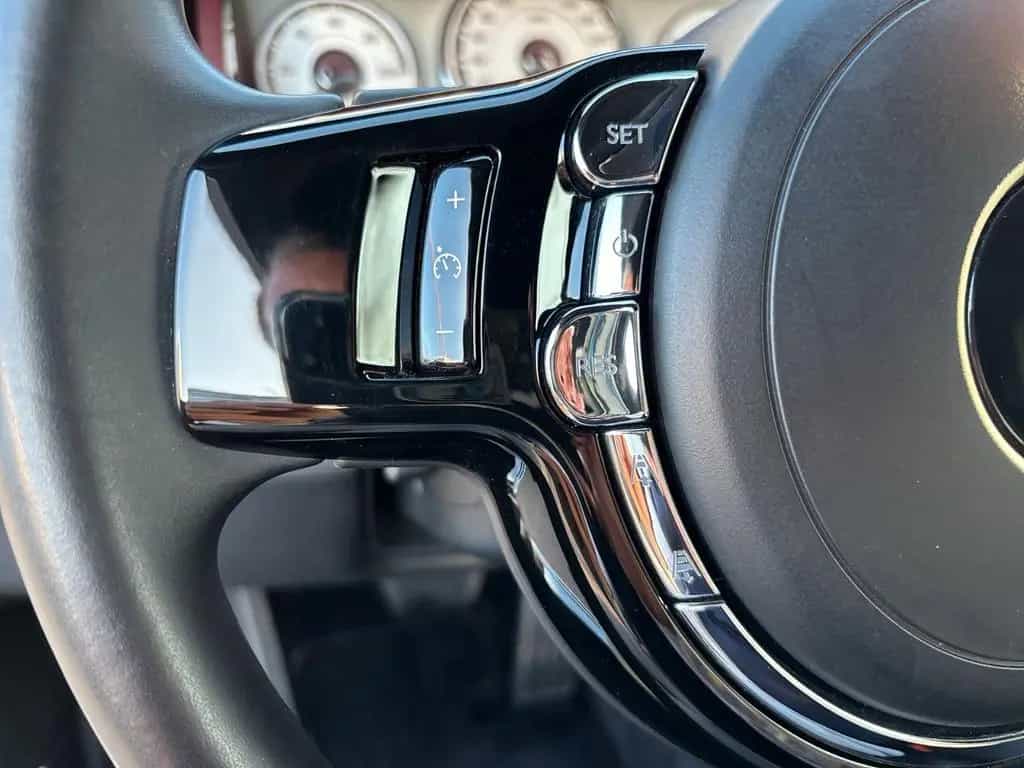 Rolls-Royce Dawn 05/2020-photo-26