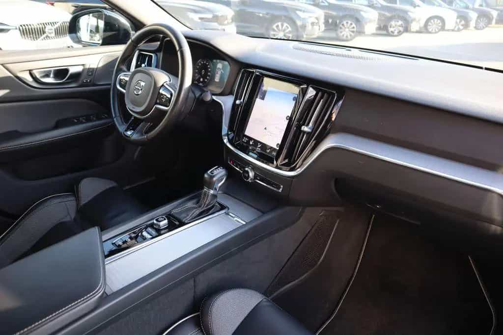 Volvo S60 T4 Geartronic RDesign|BLIS|NAVI|R-CAM|SHZG| 09/2020-photo-12