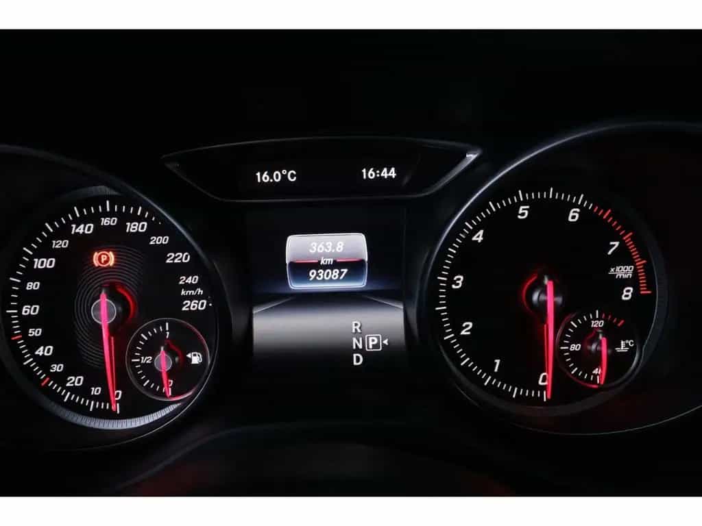 Mercedes-Benz GLA-Class 220 4Matic 7G-DCT Stlye+LED+PANO+AHK+KAMERA 05/2019-photo-16