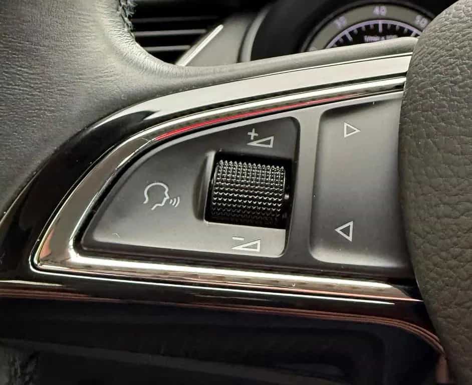 Skoda Octavia Automatik Style PDC Carplay Android Navi 06/2018-photo-18