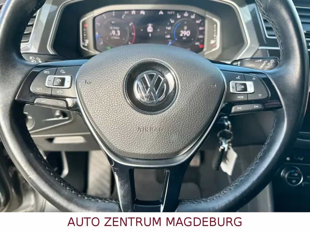 Volkswagen Tiguan Highline 2.0 TSI 4Motion *R-LINE*DCC*AHK* 02/2020-photo-22