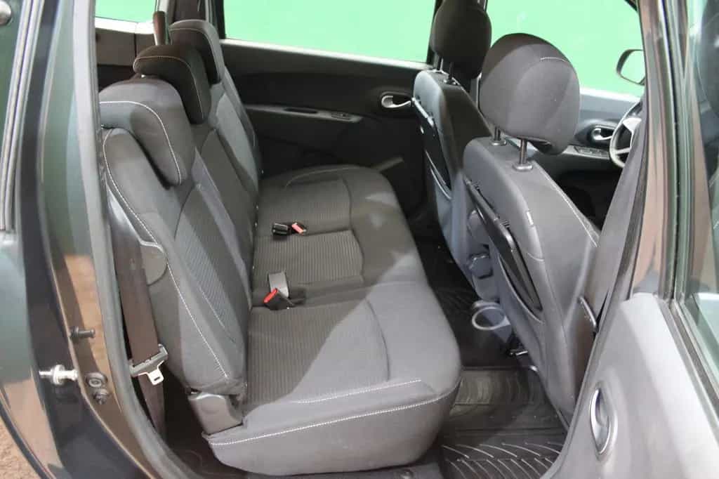 Dacia Lodgy 1.2/ 7 Sitzer/ Klima/ SHZ/ Navi/ 68 tkm 09/2017-photo-12