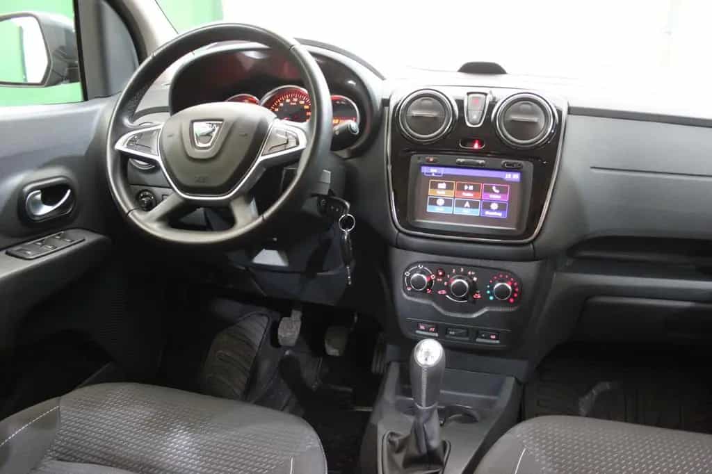 Dacia Lodgy 1.2/ 7 Sitzer/ Klima/ SHZ/ Navi/ 68 tkm 09/2017-photo-13