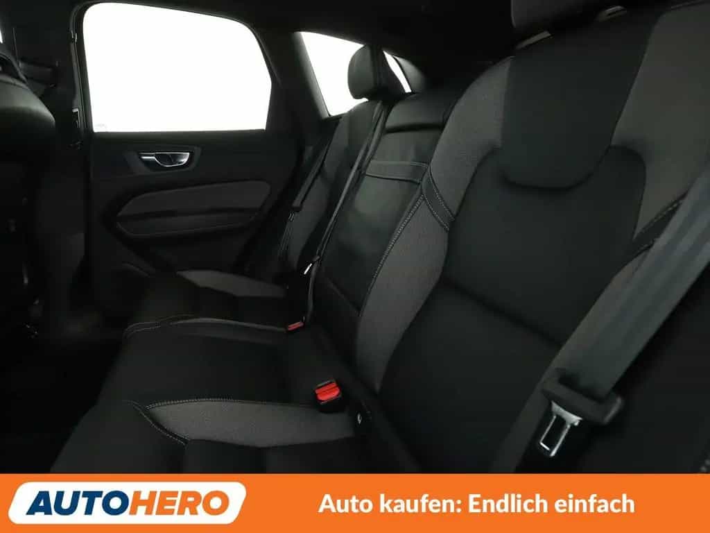 Volvo XC60 2.0 B5 Diesel R-Design AWD Aut.*NAVI*LED* 04/2021-photo-15