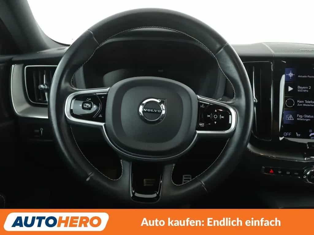 Volvo XC60 2.0 B5 Diesel R-Design AWD Aut.*NAVI*LED* 04/2021-photo-18