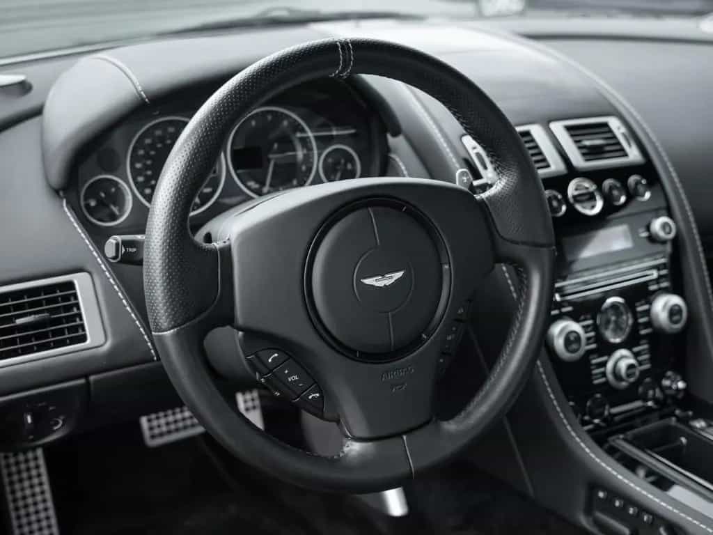 Aston Martin DBS Touchtronic | Carbon | B&O | Leather Int. 01/2009-photo-24