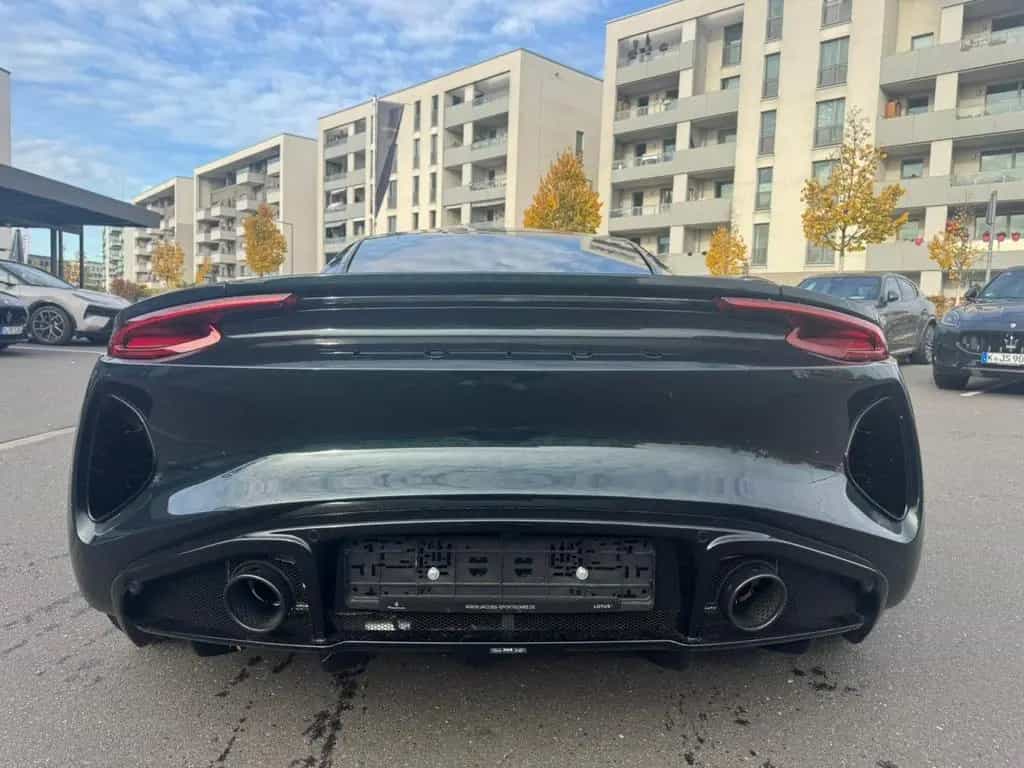 Lotus Emira First Edition i4 06/2025-photo-2