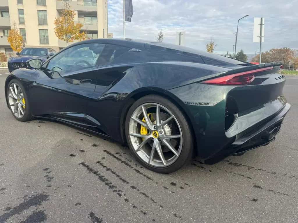 Lotus Emira First Edition i4 06/2025-photo-3