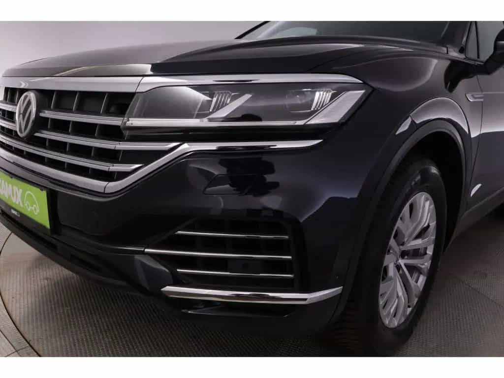 Volkswagen Touareg 3.0TDI V6 Tiptronic+LED+NAVI+AHK+LEDER 07/2019-photo-12