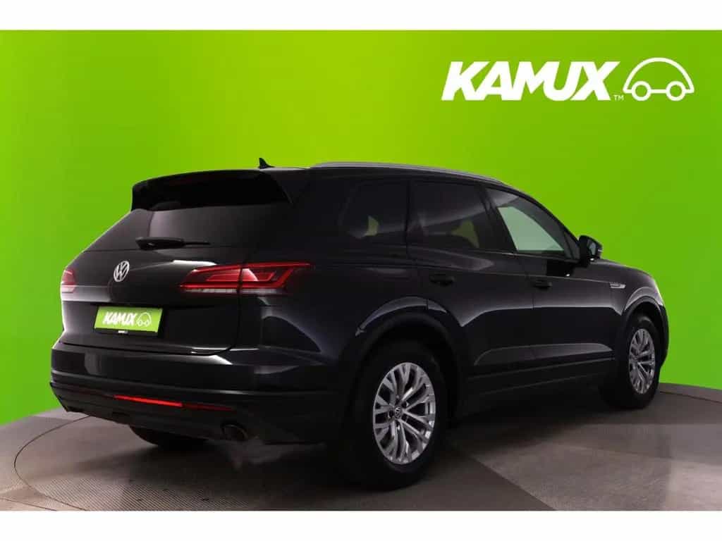 Volkswagen Touareg 3.0TDI V6 Tiptronic+LED+NAVI+AHK+LEDER 07/2019-photo-2