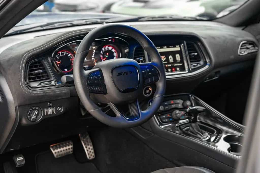 Dodge Challenger 5,7 V8 HEMI WIDEBODY 09/2021-photo-22