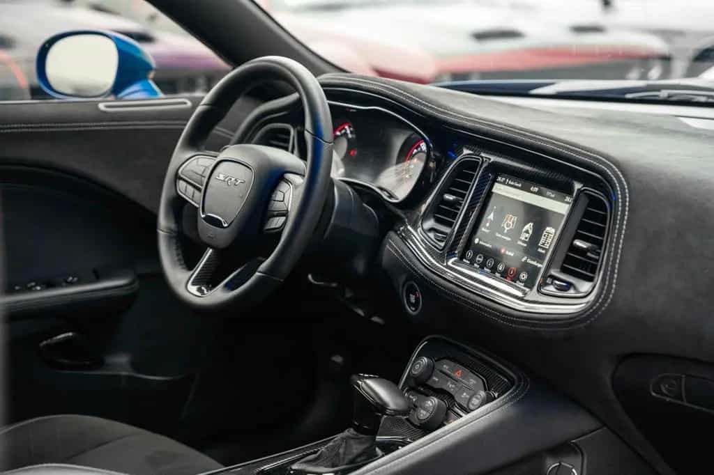 Dodge Challenger 5,7 V8 HEMI WIDEBODY 09/2021-photo-23