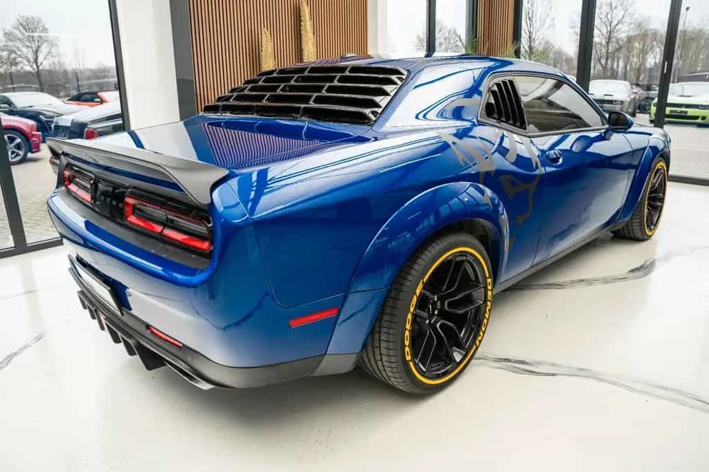 Dodge Challenger 5,7 V8 HEMI WIDEBODY 09/2021-photo-4