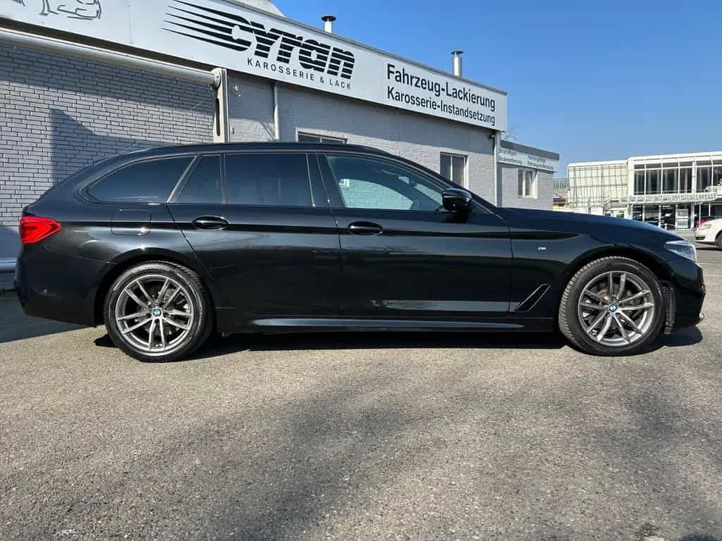BMW 5 Series 520d M Sport Touring 11/2019-photo-3